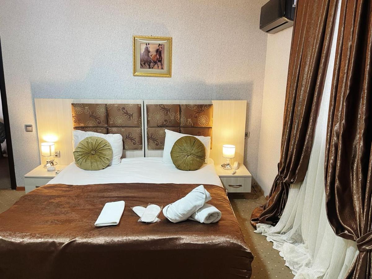 Econom Maxim Hotel Baku Bagian luar foto